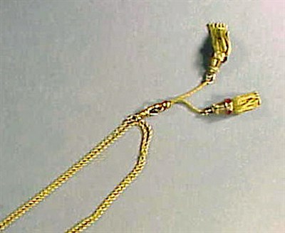 Lot 94 - Gold and Freshwater Pearl Long Chain 14 kt....