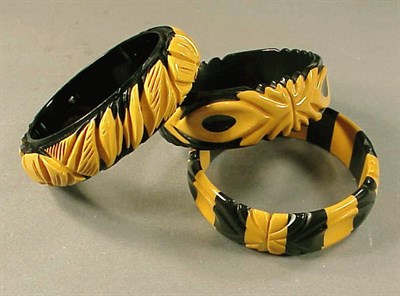Lot 469 - Group of Three Bakelite Laminate Two-Color...