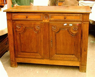 Lot 186 - Provincial Louis XV Style Oak Server
