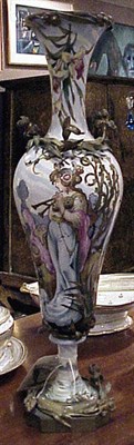 Lot 278 - Sevres Style Art Nouveau Porcelain Urn