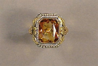 Lot 79 - Gold, Citrine and Seed Pearl Ring The 14 kt....