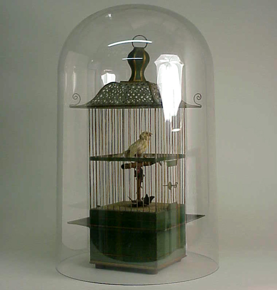 Lot 542 - Singing Bird Automaton Containing a feathered...