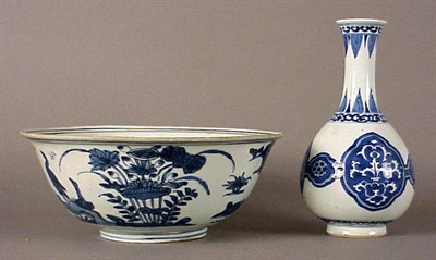 Lot 186 - Blue and White Bowl and a Blue and White...