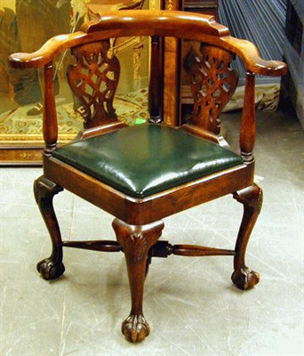 Lot 402 - Chippendale Walnut Corner Chair The curved...