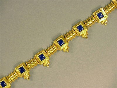 Lot 453 - Gold and Lapis-Lazuli Necklace 18 kt. yellow...