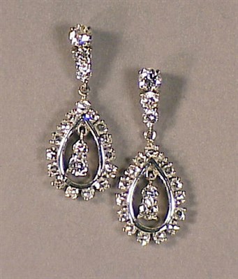 Lot 450 - Pair of Diamond Pendant Earrings 14 kt. white...