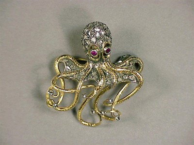 Lot 342 - Antique Style Octopus Pin 14 kt. yellow gold...