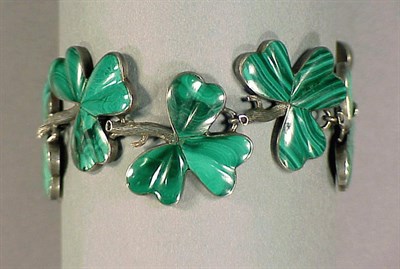 Lot 253 - Malachite Three Leaf Clover Bracelet Silver,...