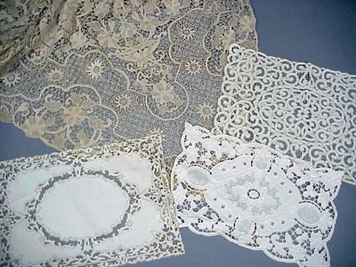 Lot 1133 - Large Group of Table Linens Early 20th century...