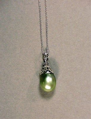 Lot 512 - Gray Cultured Pearl Pendant with Chain The 18...