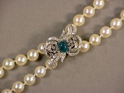 Lot 636 - Cultured Pearl Choker with Diamond Clasp The...
