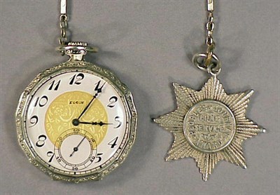 Lot 378 - Gentleman's Gold Pocket Watch with Chain 14 kt....