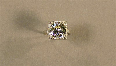 Lot 605 - Diamond Engagement Ring Platinum, the square...