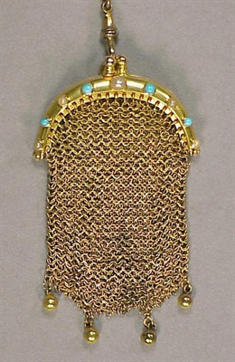 Lot 103 - Gold Mesh Purse 18 kt. yellow gold, the clasp...