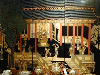 Lot 190 - Chinese Lacquered Eight-Panel Folding Screen