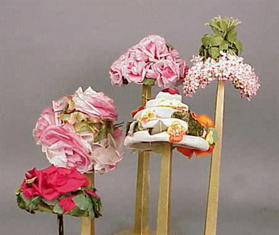 Lot 1032 - Group of Five Spring Flower Chapeaux 1950s The...