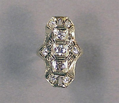 Lot 97 - Three Stone Diamond Ring 14 kt. white gold,...