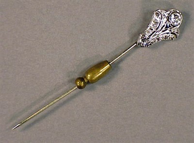 Lot 5 - Diamond Filigree Stick Pin 14 kt. white gold,...