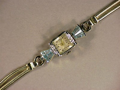 Lot 431 - Lady's Retro Gold Wristwatch 14 kt. white gold,...