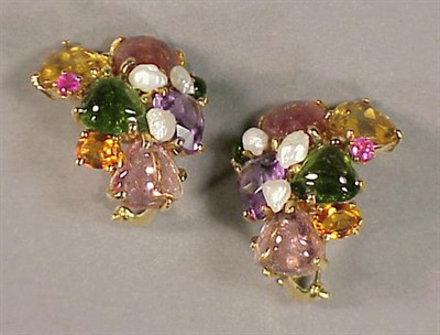 Lot 382 - Pair of Multicolored Stone Earclips 14 kt....