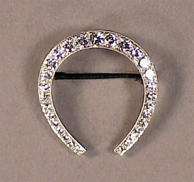 Lot 640 - Diamond Horseshoe Pin Platinum, set with...