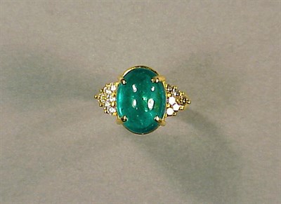 Lot 468 - Emerald and Diamond Ring 18 kt. yellow gold,...