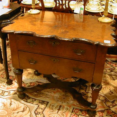 Lot 253 - Queen Anne Style Burl-Wood Lowboy