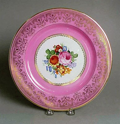 Lot 481 - Set of Twelve Bavarian Porcelain Service Plates