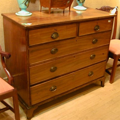 Lot 230 - George III Mahogany Chest of Drawers