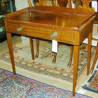 Lot 390 - Georgian Mahogany Serving Table