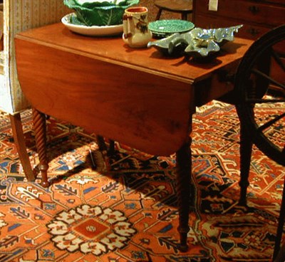 Lot 278 - Late Federal Mahogany Drop-Leaf Table 19th...