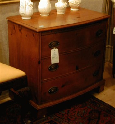 Lot 392 - Federal Style Pine Bow-Front Chest of Drawers...