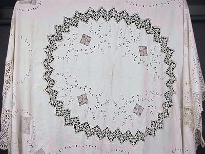 Lot 1131 - Filet Lace Inset Tablecloth 1930s With wide...