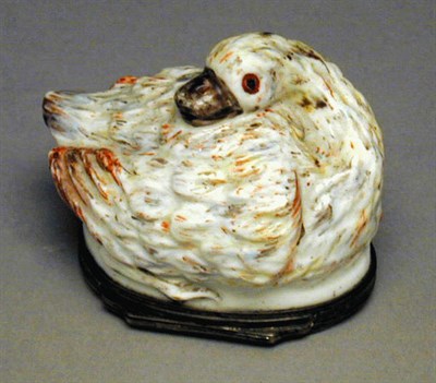 Lot 930 - Mennecy Porcelain Box Mid 18th century In the...