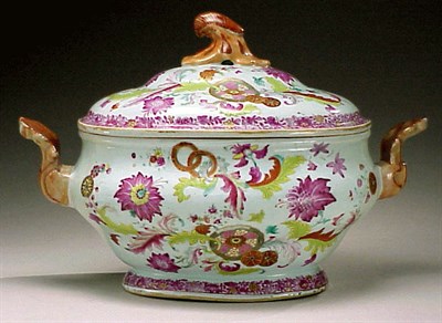Lot 844 - Chinese Export Porcelain Famille Rose Pseudo...