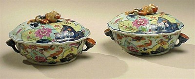 Lot 842 - Pair of Chinese Export Porcelain Tobacco Leaf...
