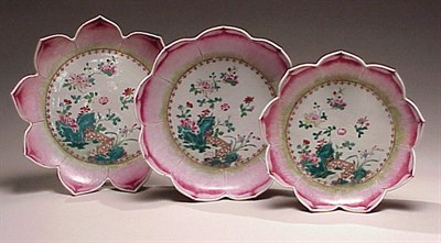Lot 849 - Set of Three Chinese Export Porcelain Famille...