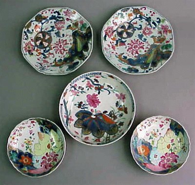 Lot 836 - Five Chinese Export Porcelain Tobacco Leaf and...