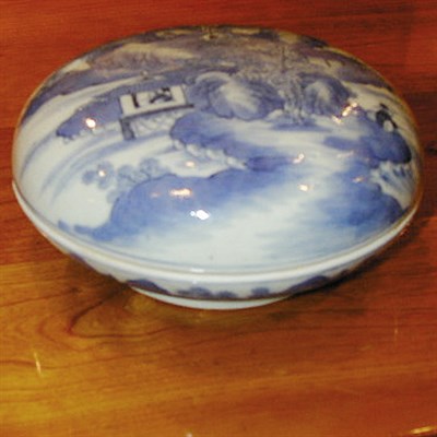 Lot 213 - Large Chinese Blue and White Circular Box and...
