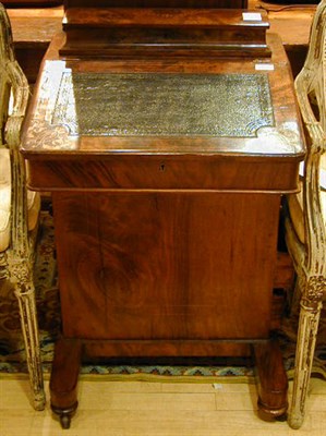 Lot 303 - Victorian Marquetry Inlaid Burl-Walnut Davenport