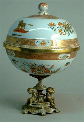 Lot 499 - Samson Gilt-Bronze Mounted Porcelain Covered...