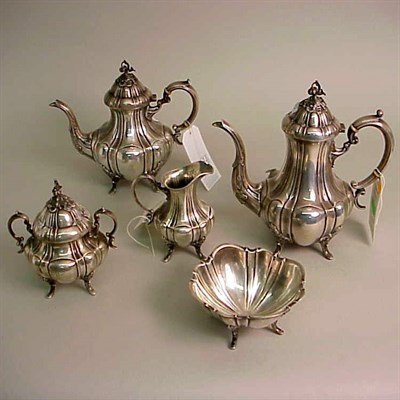 Lot 390 - Reed & Barton Sterling Silver Tea and Coffee...