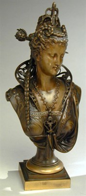 Lot 592 - Bronze Bust of a Lady In elaborate Renaissance...