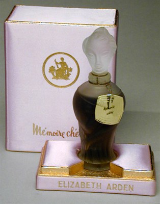 Lot 114 - Elizabeth Arden On Dit and Memoire Cherie...