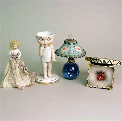 Lot 149 - Art Deco Porcelain Powder Puff Holder In the...