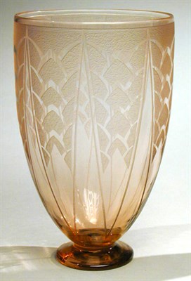 Lot 289 - Art Deco Daum Nancy Cameo Glass Vase Of ovoid...