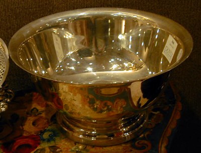 Lot 366 - Sterling Silver Revere Style Bowl...
