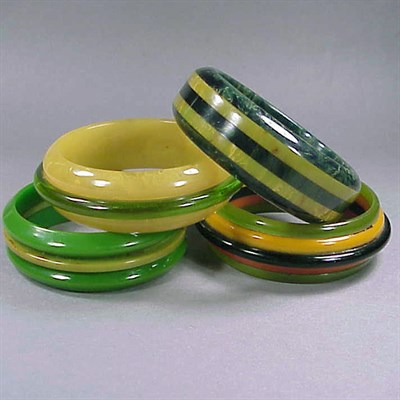 Lot 488 - Group of Four Bakelite Bracelets Each in two...