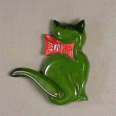 Lot 454 - Bakelite Pivoting Brooch Depicting a cat with...