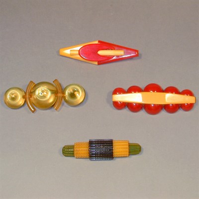 Lot 282 - Group of Four Bakelite Brooches Each of...
